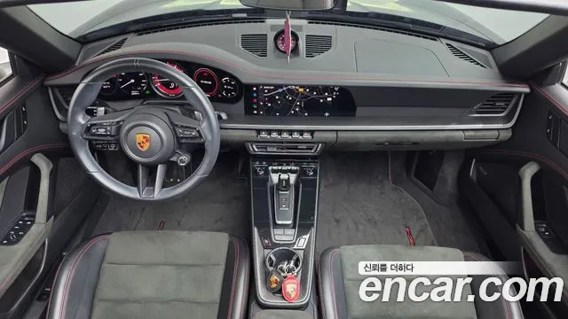 Porsche 911 2023 thumb 6