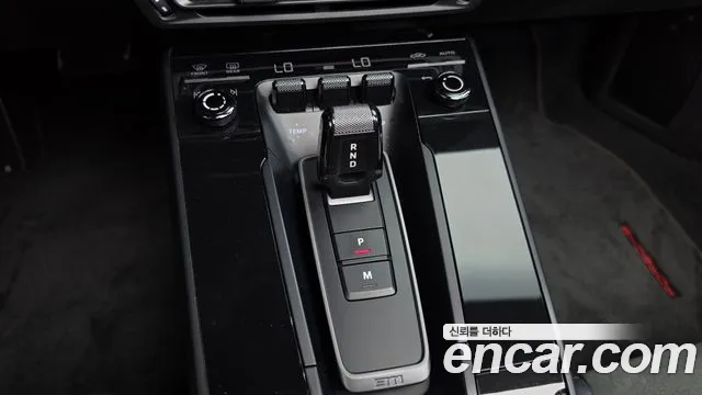Porsche 911 2023 thumb 8