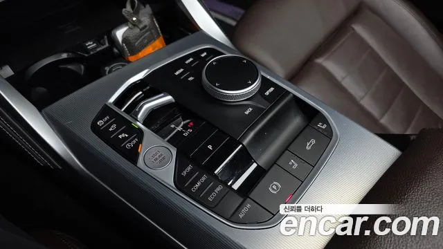 BMW 4-Series 2024 thumb 9