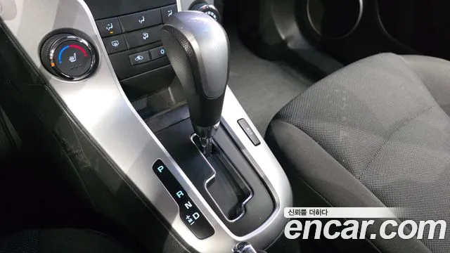 ChevroletGMDaewoo Cruze 2013 thumb 9