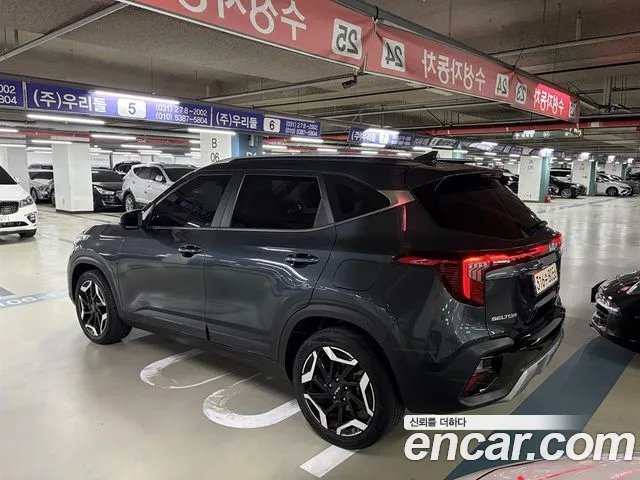 Kia Seltos 2023 thumb 4