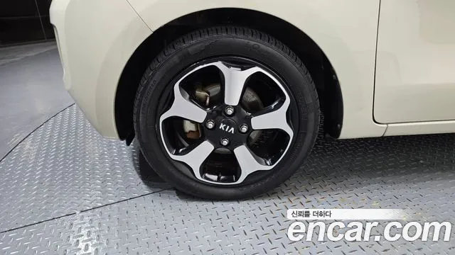 Kia Ray 2014 thumb 5