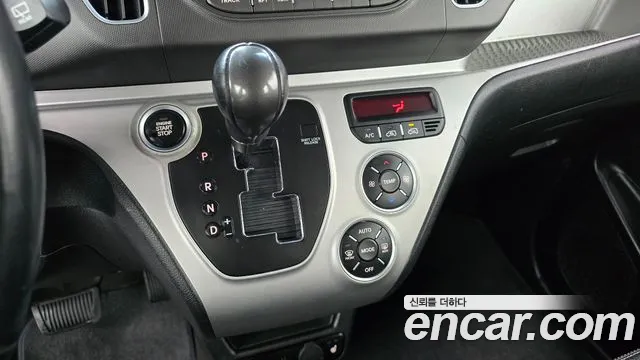 Kia Ray 2014 thumb 9