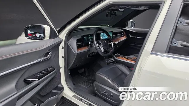 KG_Mobility_Ssangyong Torres 2024 thumb 9