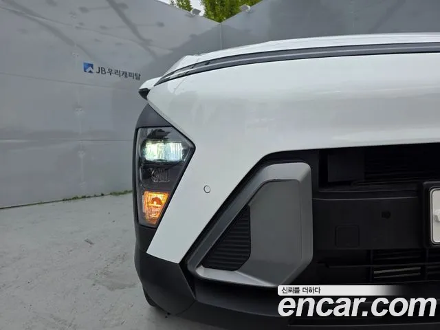 Hyundai Kona 2023 thumb 5