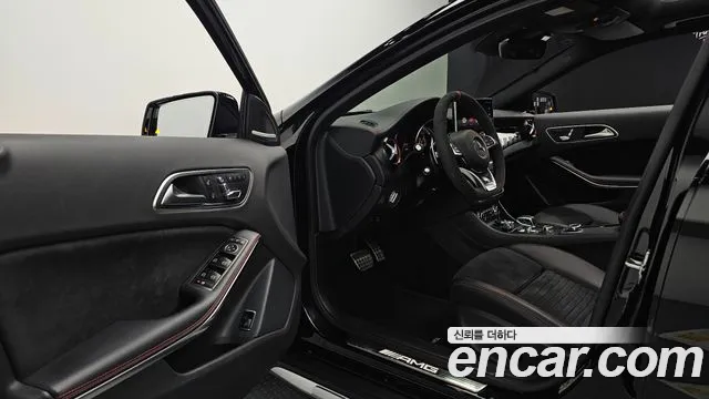 Mercedes-Benz GLA 2019 thumb 10