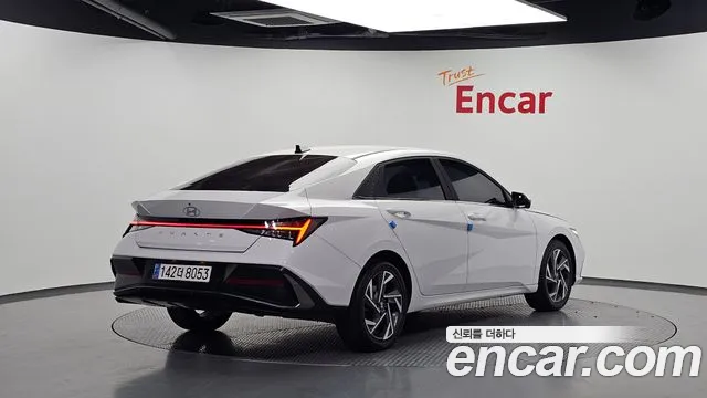 Hyundai Avante 2023 thumb 2