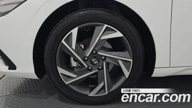 Hyundai Avante 2023 thumb 5