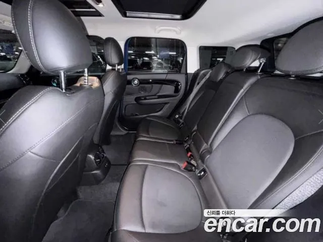 MINI Countryman 2023 thumb 8
