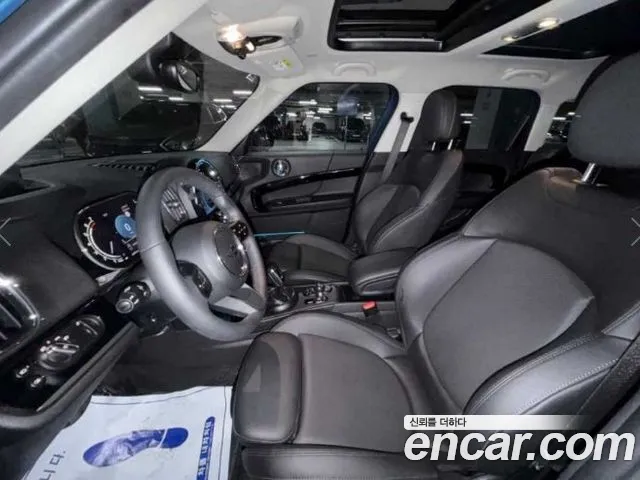 MINI Countryman 2023 thumb 11