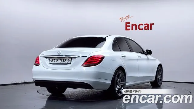 Mercedes-Benz C-Класс 2016 thumb 2