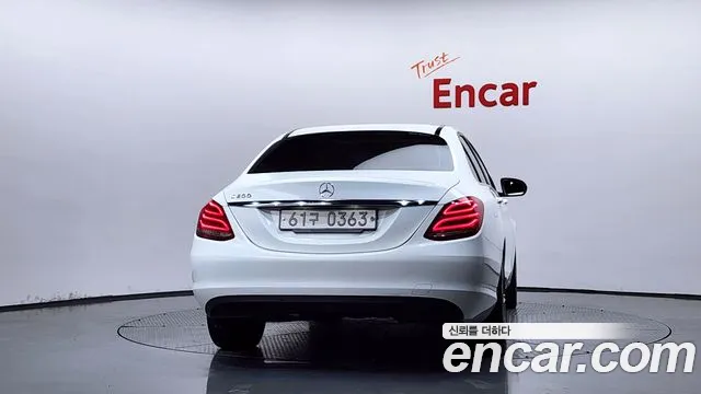 Mercedes-Benz C-Класс 2016 thumb 4