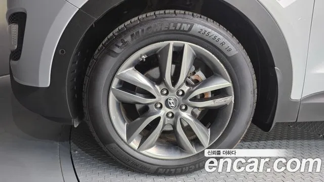 Hyundai Santa Fe 2013 thumb 5