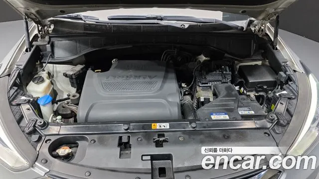 Hyundai Santa Fe 2013 thumb 6