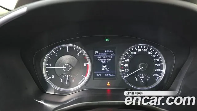 Hyundai Santa Fe 2018 thumb 8