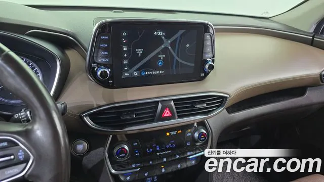 Hyundai Santa Fe 2018 thumb 12