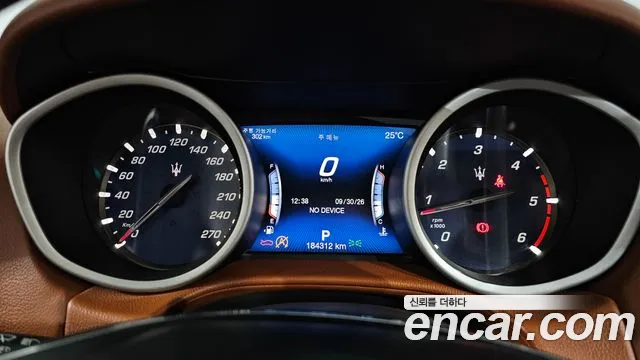 Maserati Ghibli 2018 thumb 8