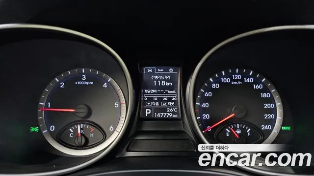 Hyundai Santa Fe 2015 thumb 8