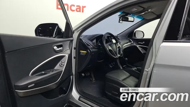 Hyundai Santa Fe 2015 thumb 10