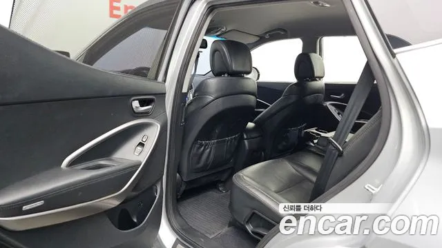 Hyundai Santa Fe 2015 thumb 11