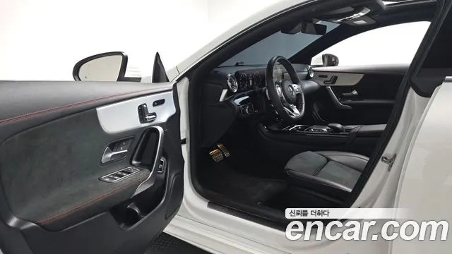 Mercedes-Benz CLA 2023 thumb 9