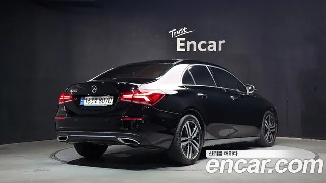 Mercedes-Benz A-Класс 2022 thumb 2