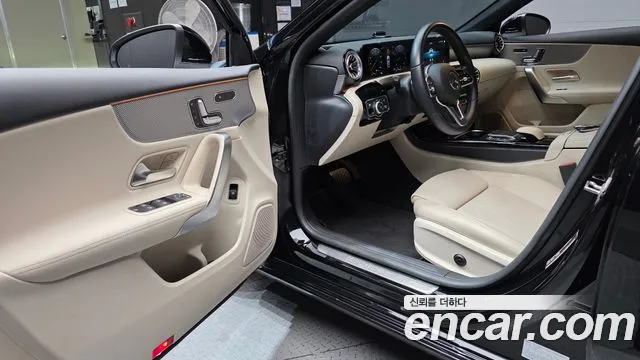Mercedes-Benz A-Класс 2022 thumb 10