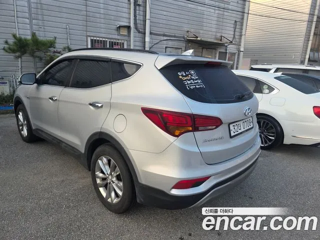 Hyundai Santa Fe 2016 thumb 4