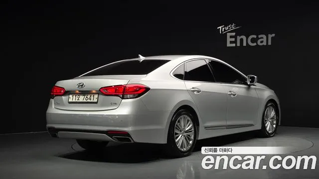 Hyundai Aslan 2015 thumb 2