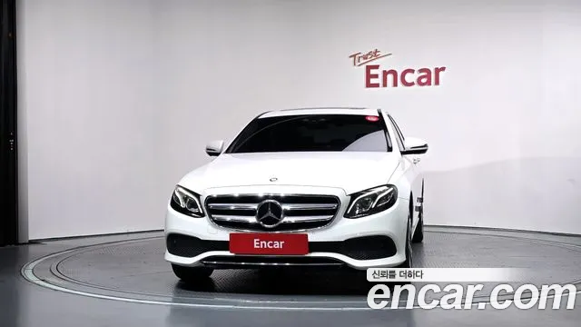 Mercedes-Benz E-Класс 2017 thumb 3
