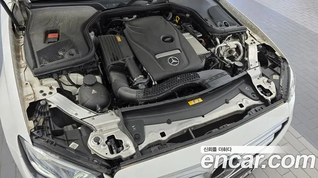 Mercedes-Benz E-Класс 2017 thumb 6