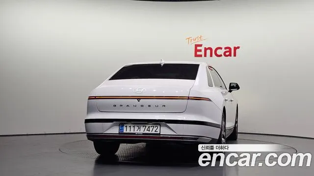 Hyundai Grandeur 2023 thumb 4
