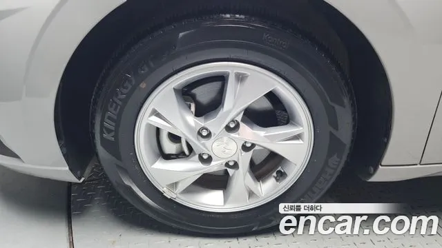 Hyundai Avante 2021 thumb 4