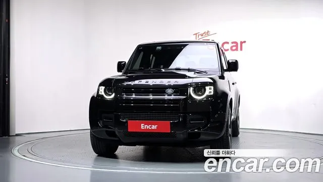 Land Rover Defender 2025 thumb 3