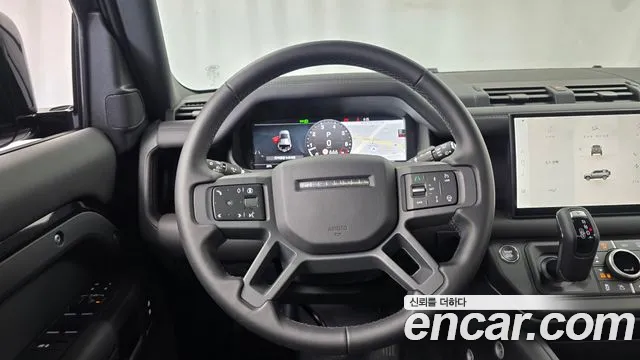 Land Rover Defender 2025 thumb 12