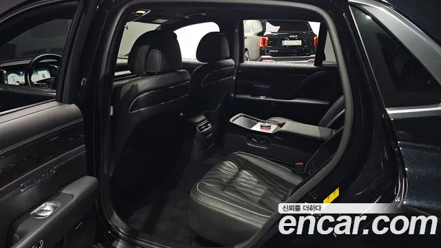 Genesis G90 2022 thumb 11