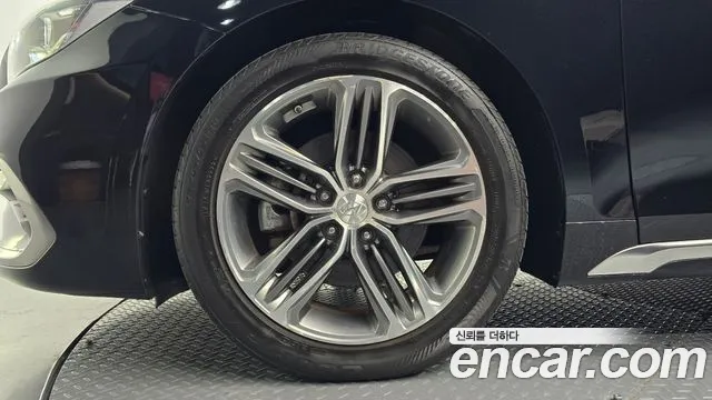 Hyundai Grandeur 2016 thumb 4