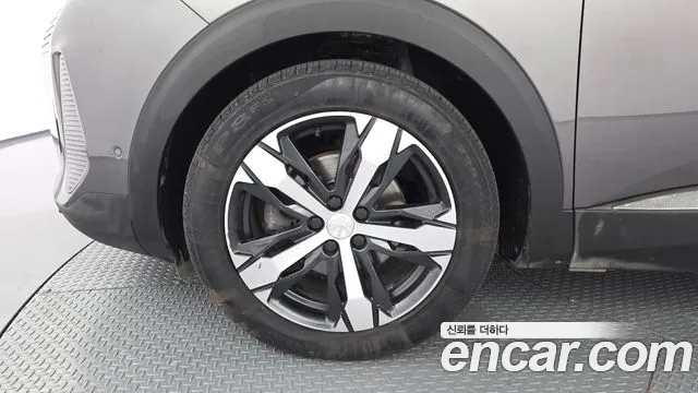 Peugeot 3008 2021 thumb 5