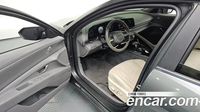 Hyundai Avante 2022 thumb 11