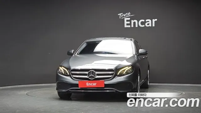 Mercedes-Benz E-Класс 2017 thumb 3
