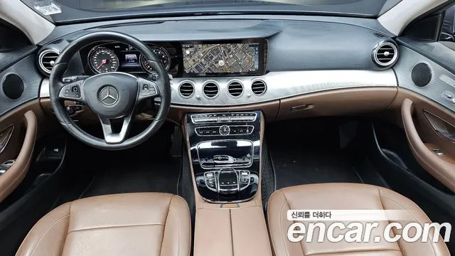 Mercedes-Benz E-Класс 2017 thumb 7