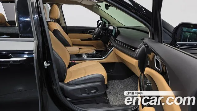 Kia Carnival 2022 thumb 11