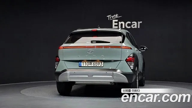 Hyundai Kona 2023 thumb 4