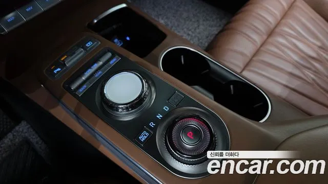 Genesis GV70 2022 thumb 9