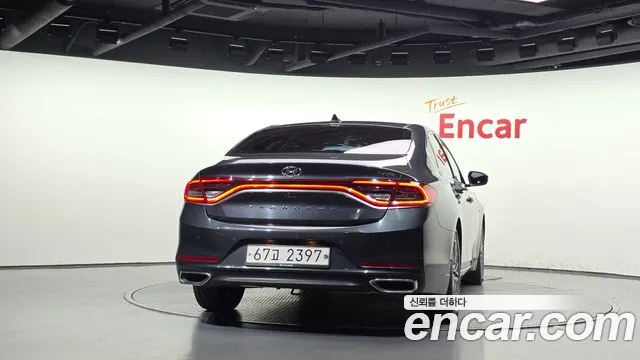 Hyundai Grandeur 2017 thumb 4