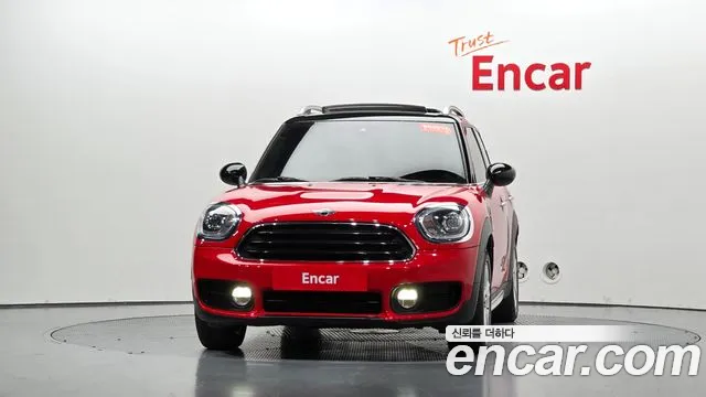 MINI Countryman 2017 thumb 2