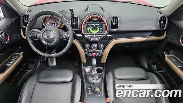MINI Countryman 2017 thumb 6