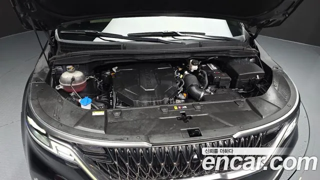 Kia Carnival 2022 thumb 5