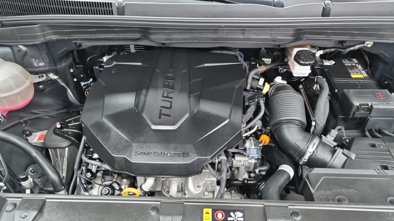 Kia Carnival 2023 thumb 6