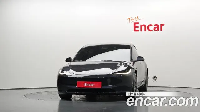 Tesla Model 3 2024 thumb 3